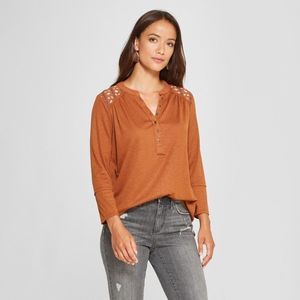 Women's Long Sleeve Embroidered Shoulder Henley Top - Knox Rose Gold Xxl